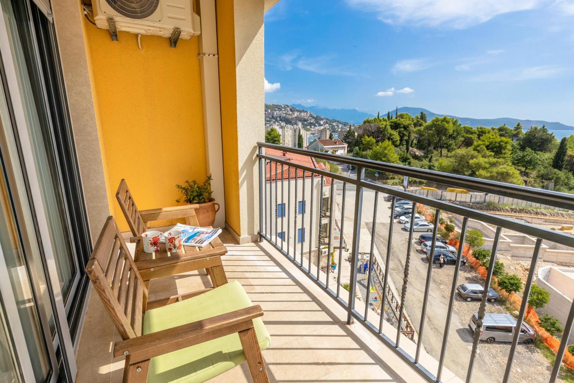 Apart Hotel M S Katunjanin Herceg Novi Eksteriør bilde